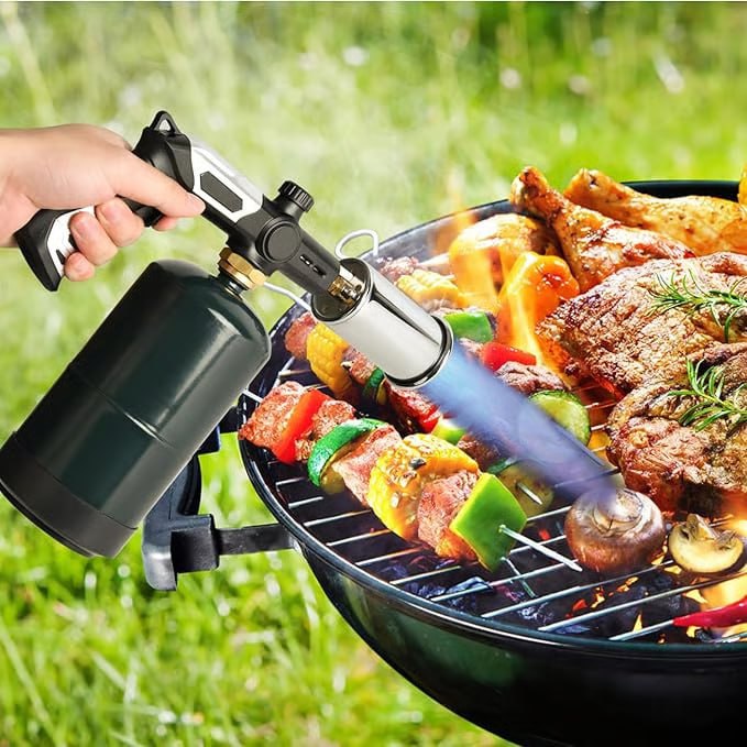High-temperature torches for outdoor cooking and grilling